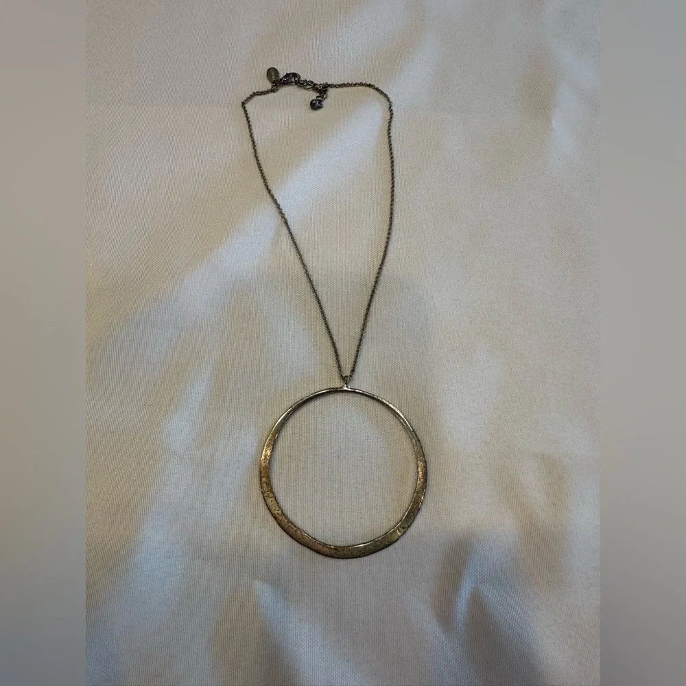 Express this necklace